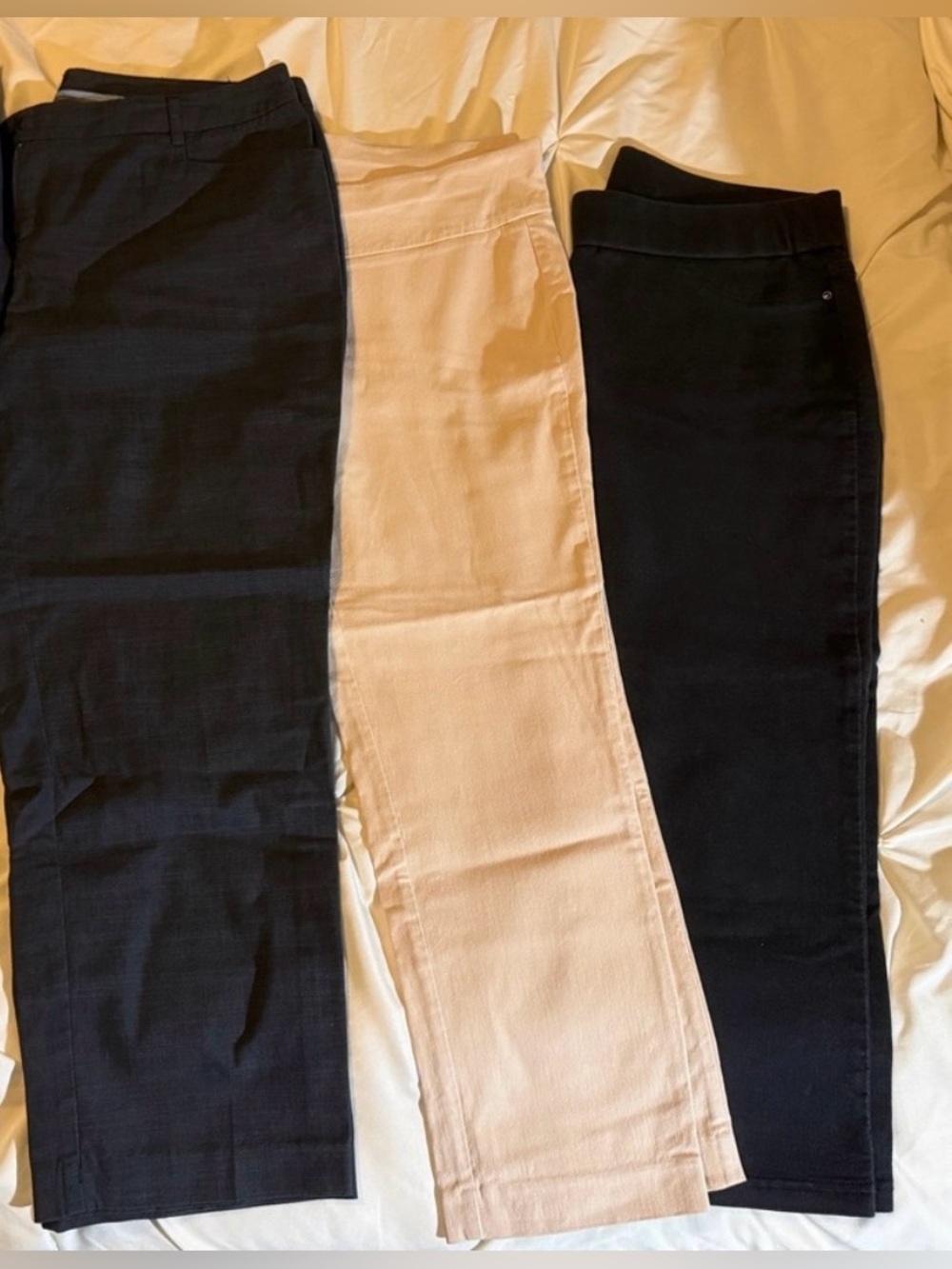 Women’s Capri Bundle size 10!
